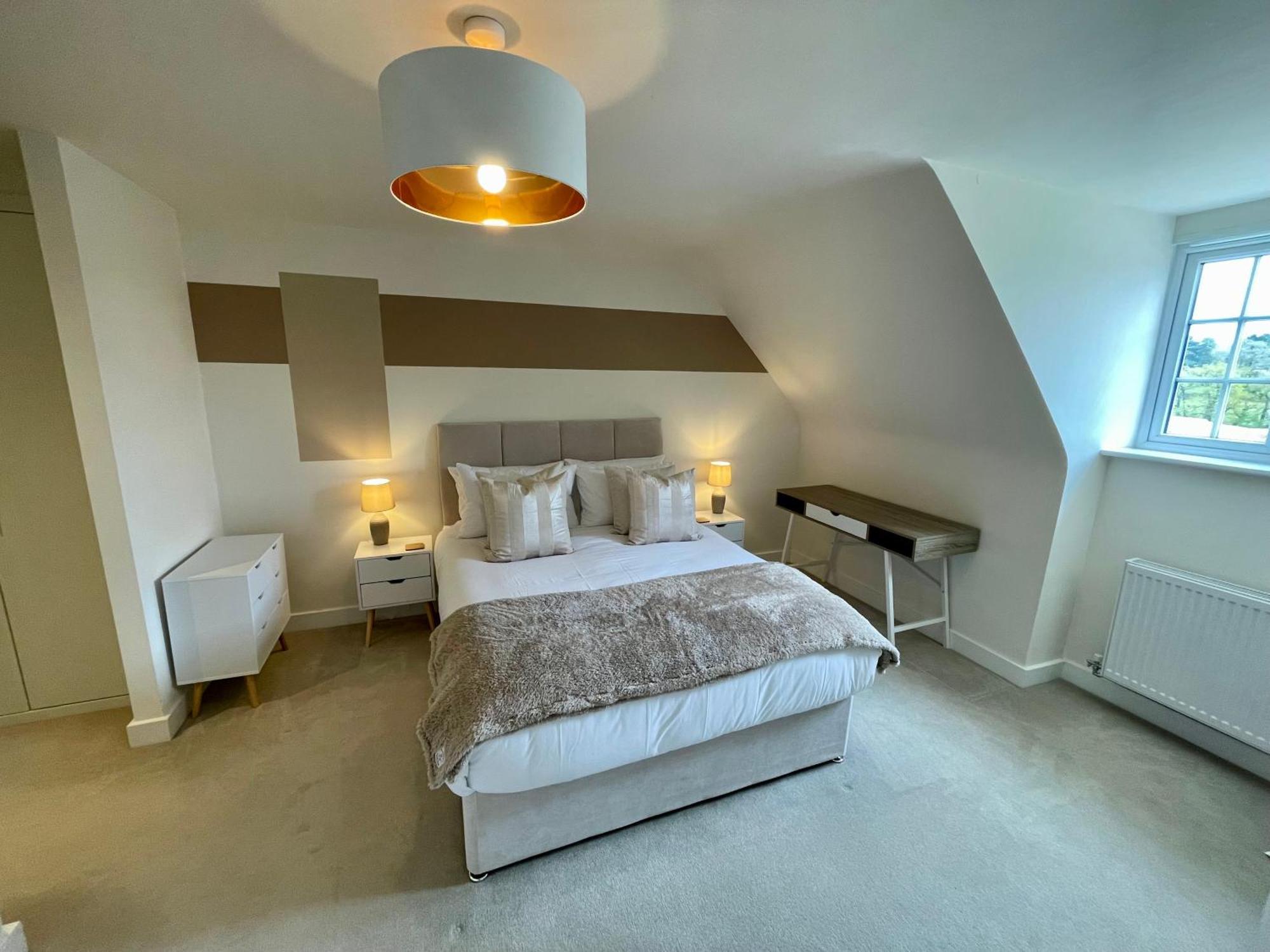 3-Bedroom Luxury Stay With Free Parking Маркет-Гарборо Екстер'єр фото