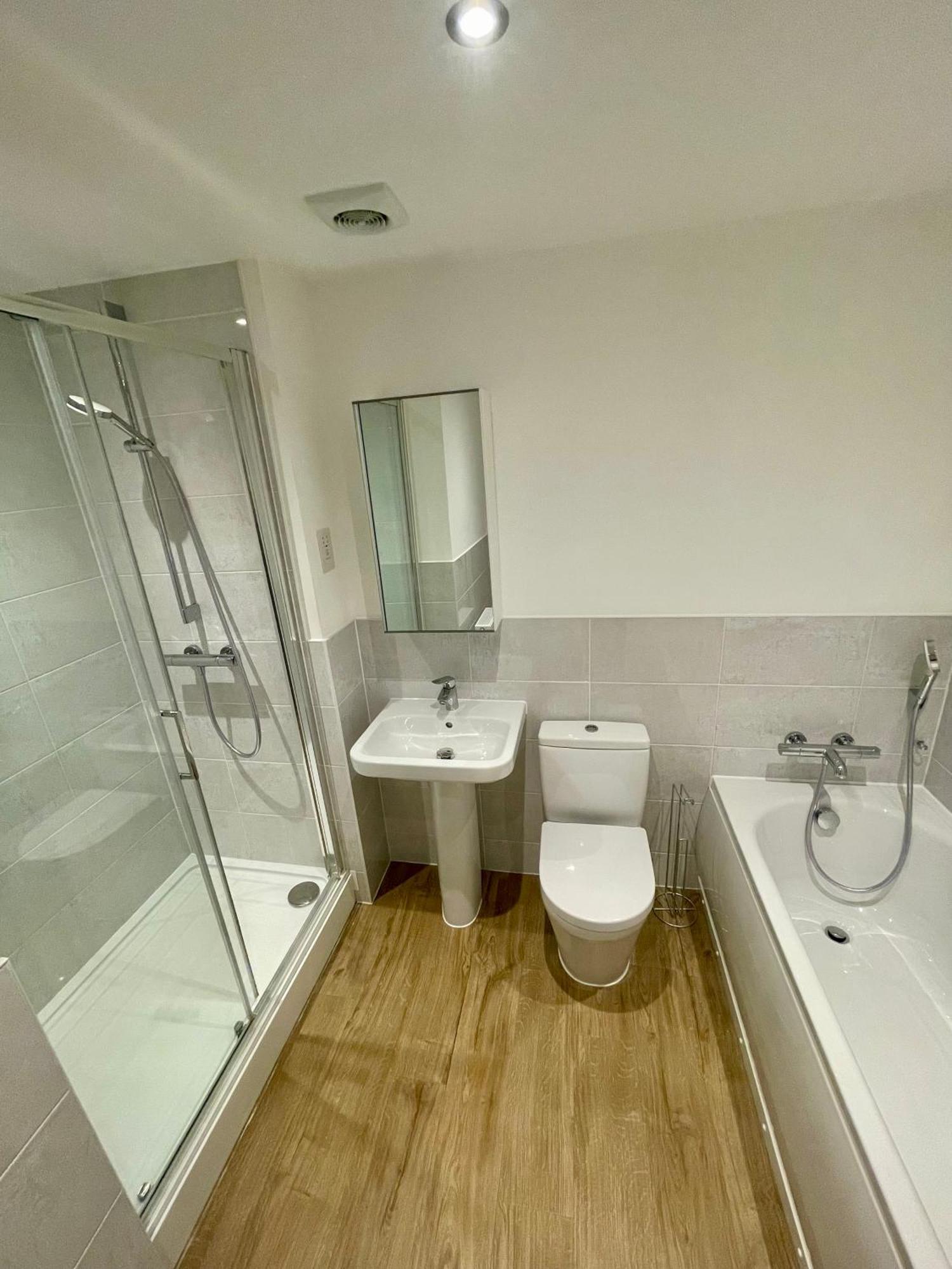 3-Bedroom Luxury Stay With Free Parking Маркет-Гарборо Екстер'єр фото